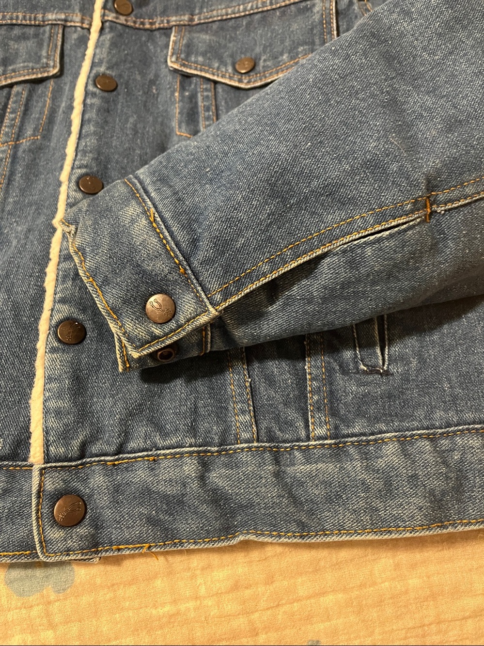 Silver Spurs Blue Denim Jacket with Cream Sherpa Lining Very Vintage - Picture 3 of 8